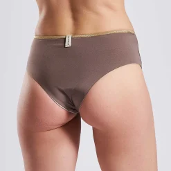 Cheeky Shorts Shine '23