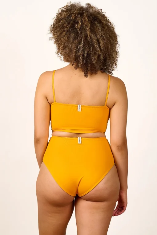 Highwaist Shorts '25 soleil
