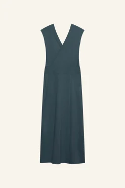 Seaside Dress Classics