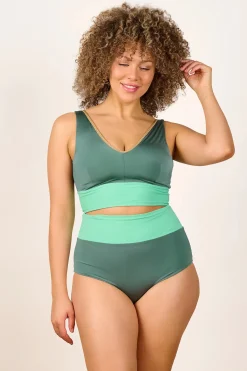 Yoga Top Shine '25